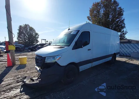 2019 Mercedes-Benz Sprinter 2500 High Roof V6 из США, поврежденный, VIN WD4PF1CDXKP067397